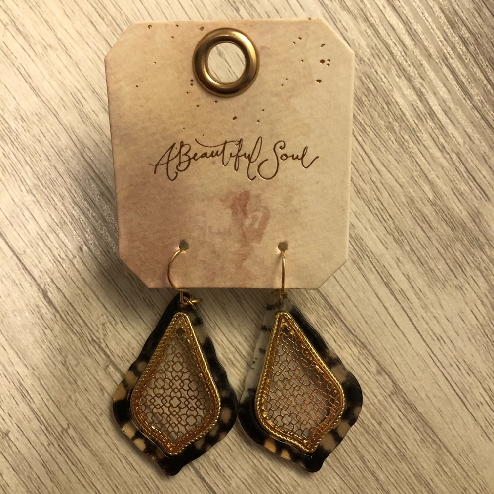 Earring Bundle - Picture 3 of 4